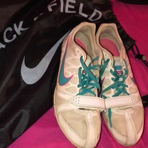 Track spikes
